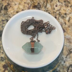 Elegant Green Pendant Necklace